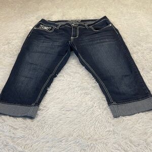 Love Indigo Premium WOMENS SIZE 12 Dark Blue DENIM Cropped CAPRIS